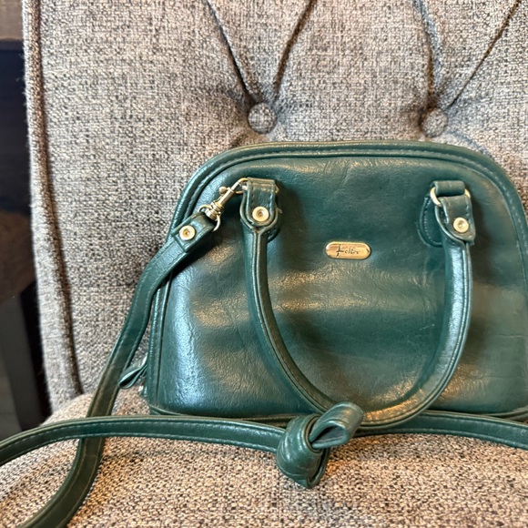 Koltov Handbags - Koltov green leather vintage Crossbody handbag